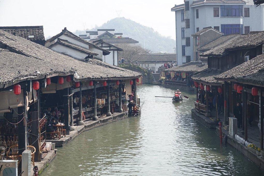 “日久生情”这个词适合于所有的关系吗？游戏画面